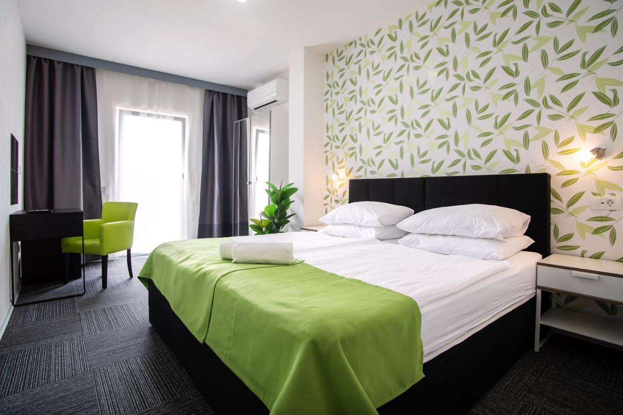 Hotel Bio โคเปร์ ภายนอก รูปภาพ